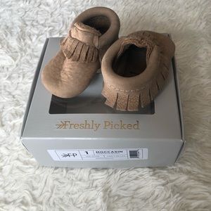 Freshly Picked baby moccasins size 1